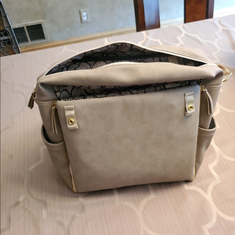 Petunia pickle bottom boxy backpack